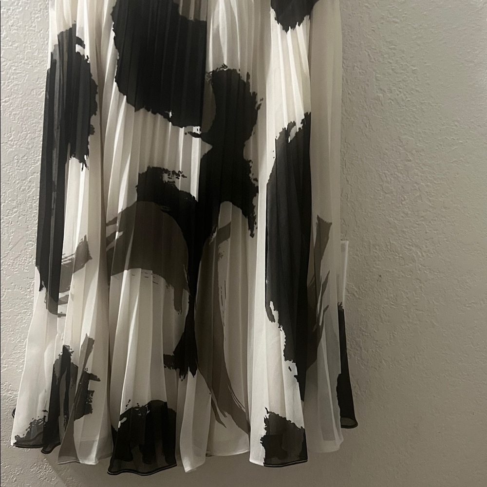 Women’s multi colored skirt,banana Republic brand.Z:6.